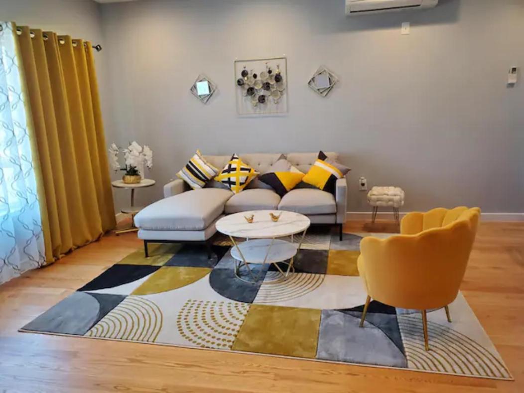 Located 10 Minutes From Jfk Airport Gasthuis New York